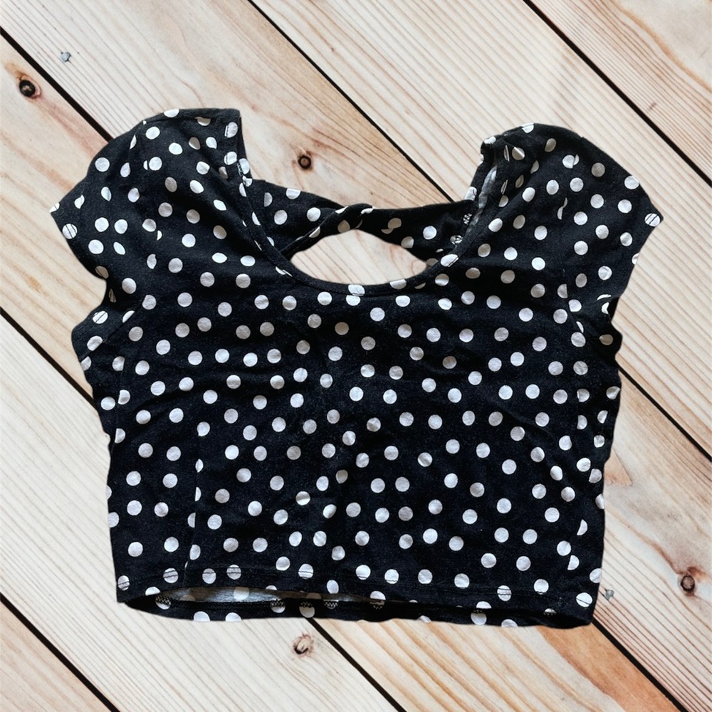 dELiA’s Black Polkadot Crop Top